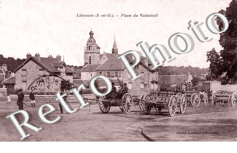 PLACE DU VALMENIL