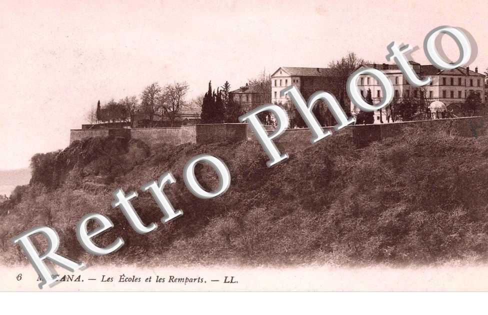 Les écoles et les Remparts