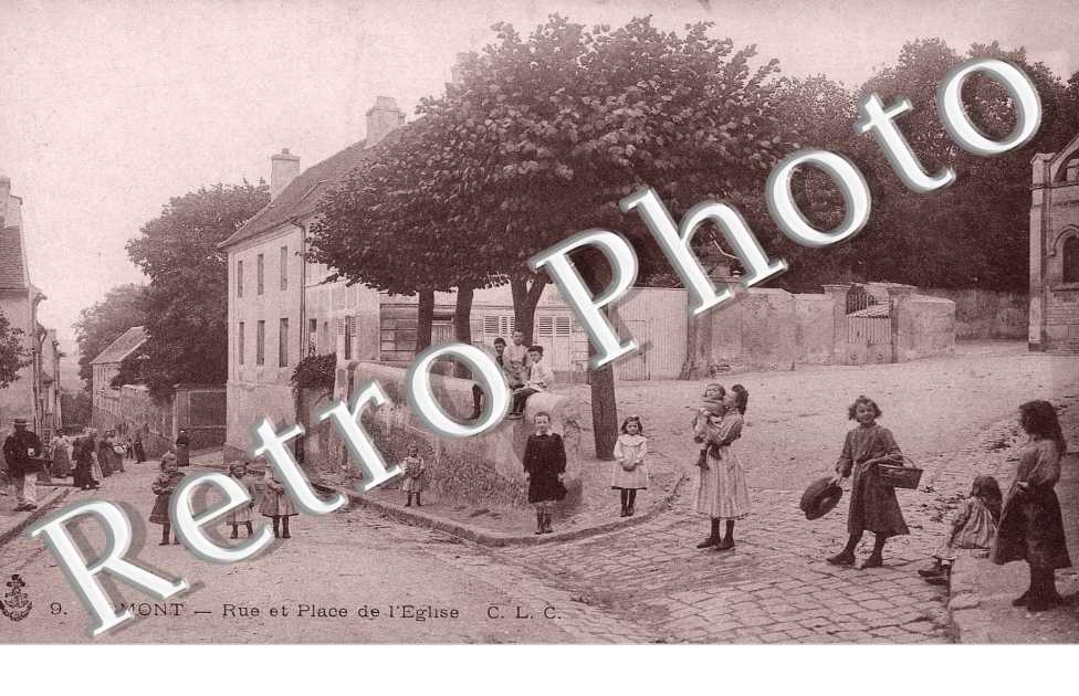 Rue et place de l&#039;eglise