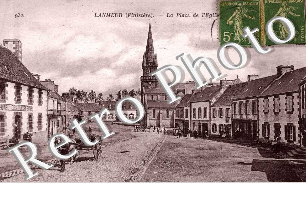 la place de l&#039;Eglise
