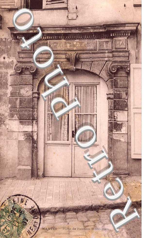LA PORTE DE L&#039;ANCIEN