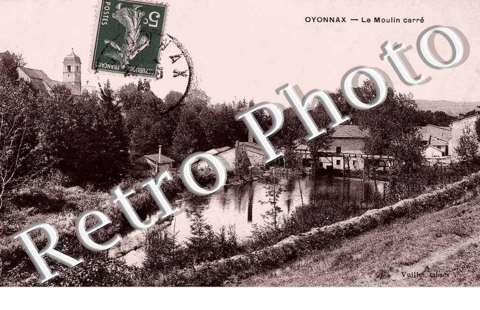 LE MOULIN CARRE