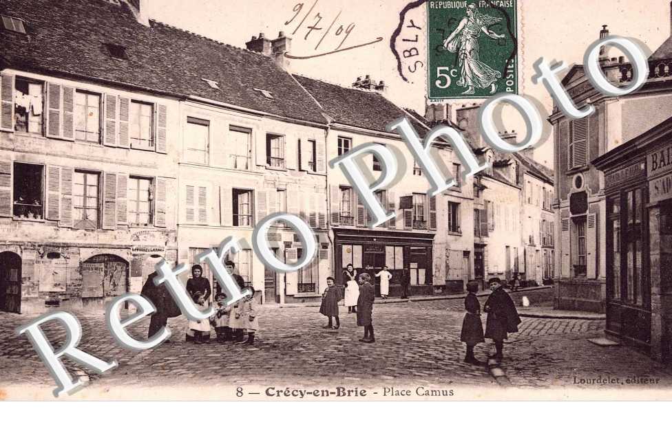 EN BRIE La place Camus