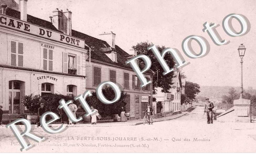 (la) Quai des Moulins