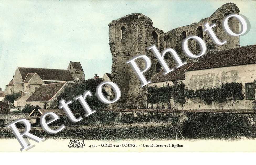 Les ruines et l&#039;eglise