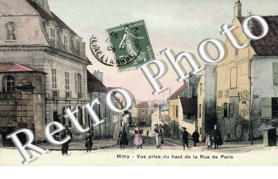 Vue prise du haut de la rue de Paris (couleur)