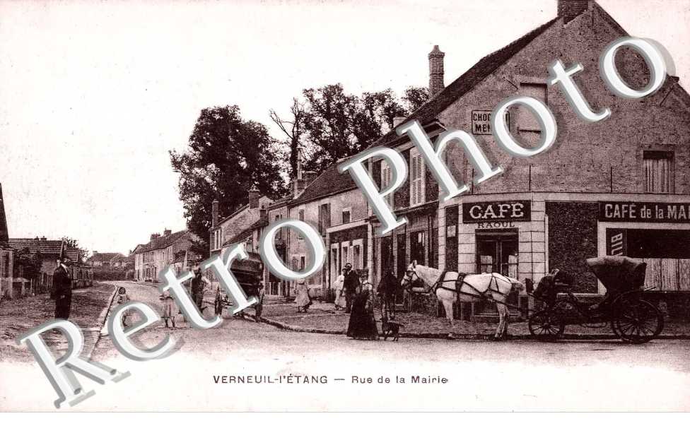 Rue de la mairie - attelage de cheval