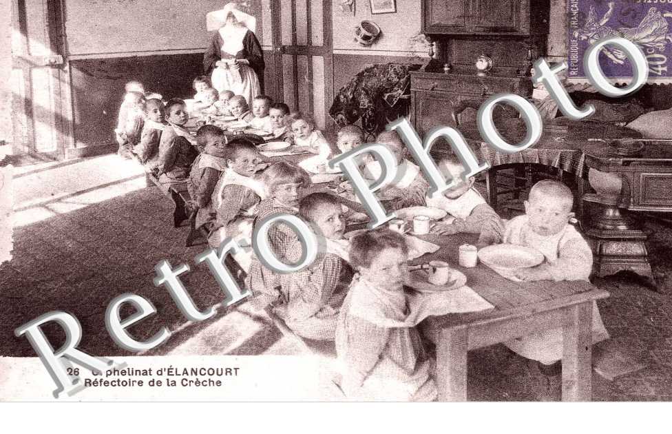 l&#039;orphelinat, refectoire de la creche