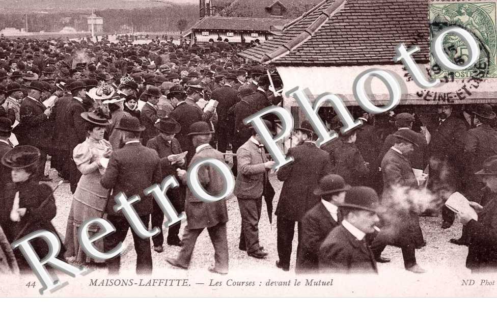  LES COURSES : devant le mutuel
