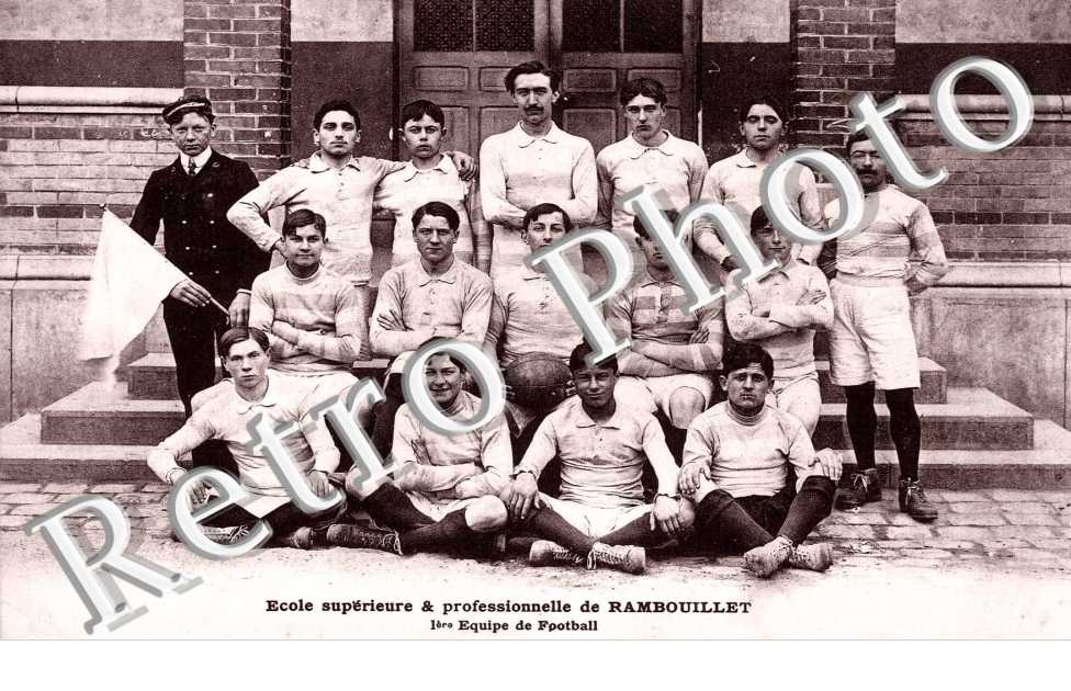 Ecole Superieure et Professionnelle, 1ere Equipe de Football