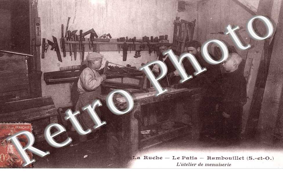 LA RUCHE LE PATIS L&#039;ATELIER DE MENUISERIE