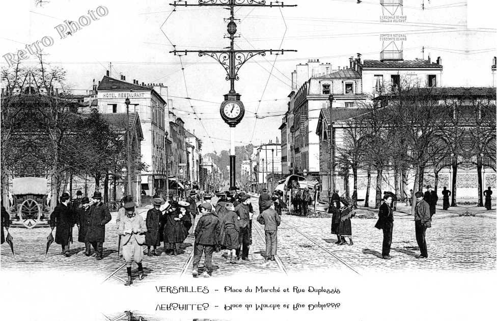 Place du Marche et Rue Duplessis