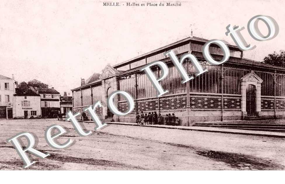 halles et place du marche