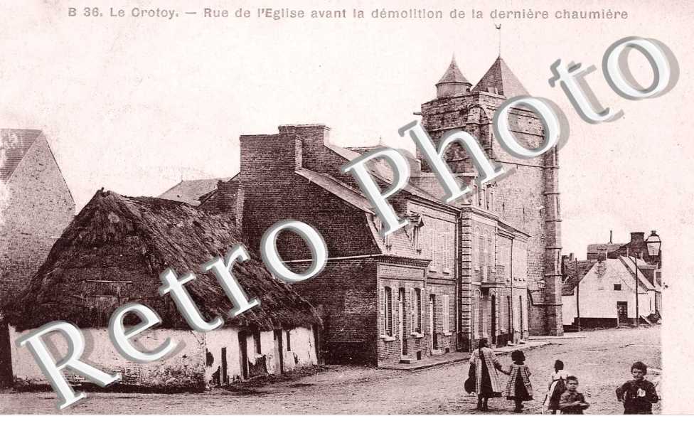 Rue de l'église avant la démolition de la dernière chaumière