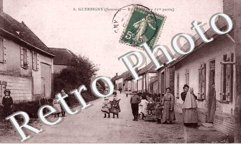 ( une rue )