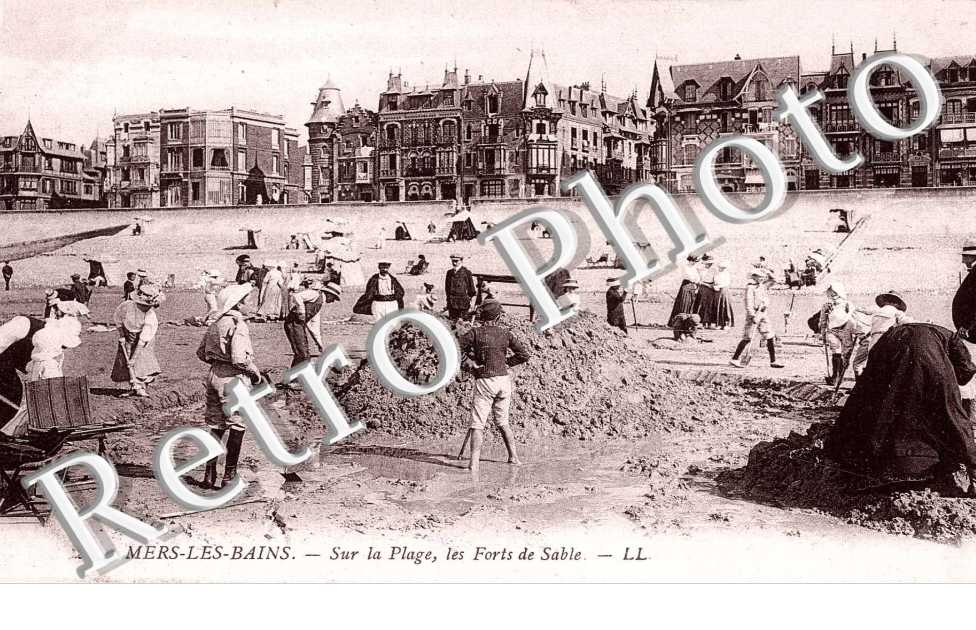 Les Forts de Sable sur la Plage