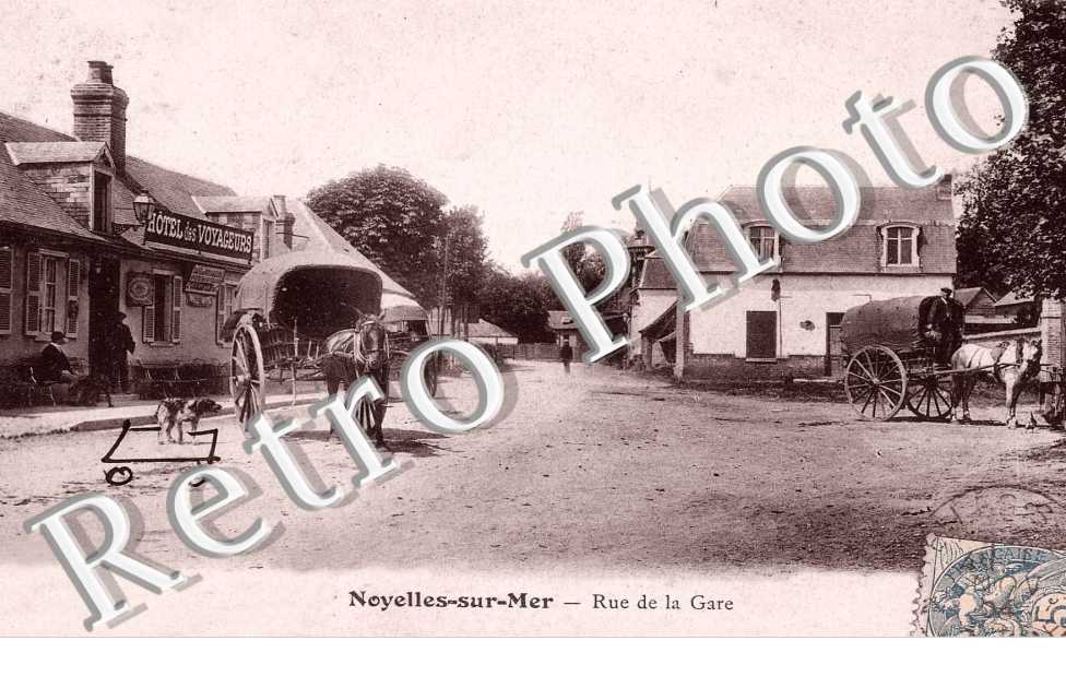 La rue de la gare - attelages de chevaux
