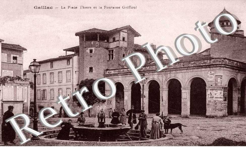 La place thiers et la fontaine Griffoul