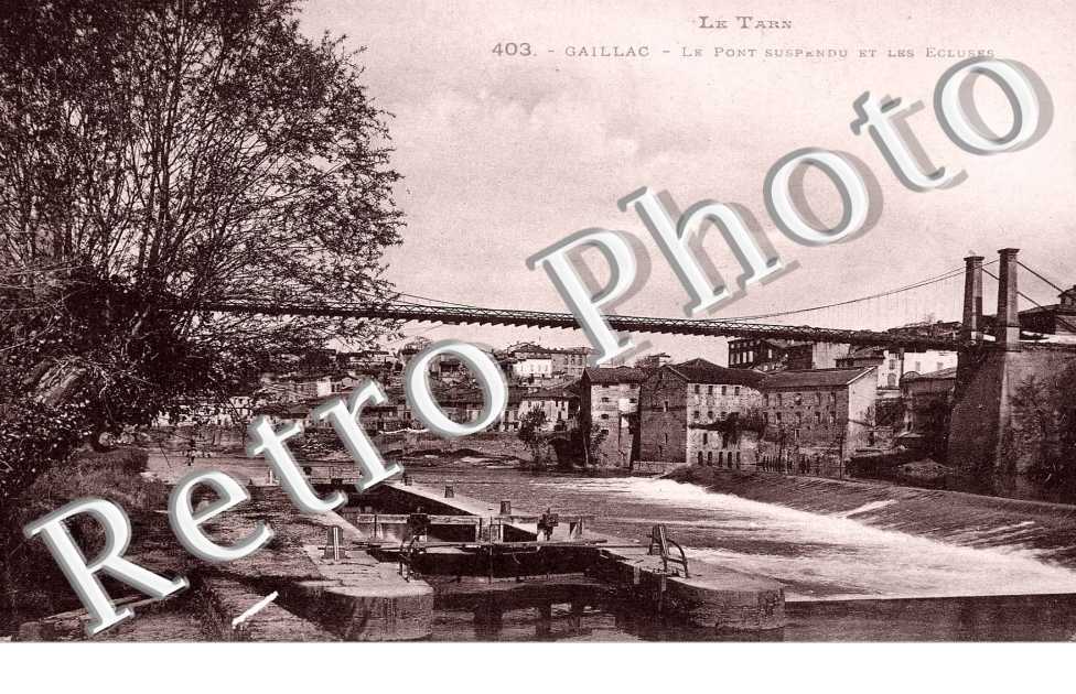 Le Pont Suspendu et les Ecluses