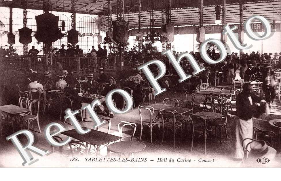 HALL DU CASINO  concert