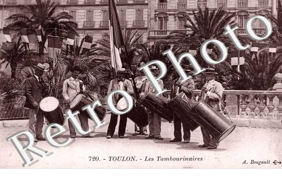 Les Tambourinaires