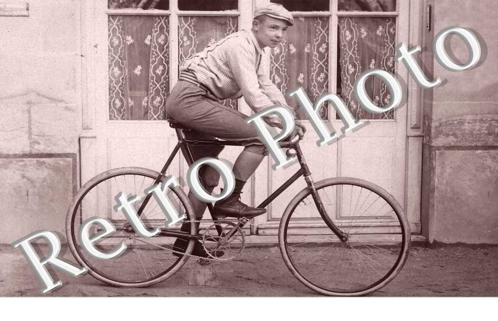 garcon en velo