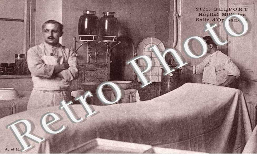 Hopital militaire - salle d&#039;operation
