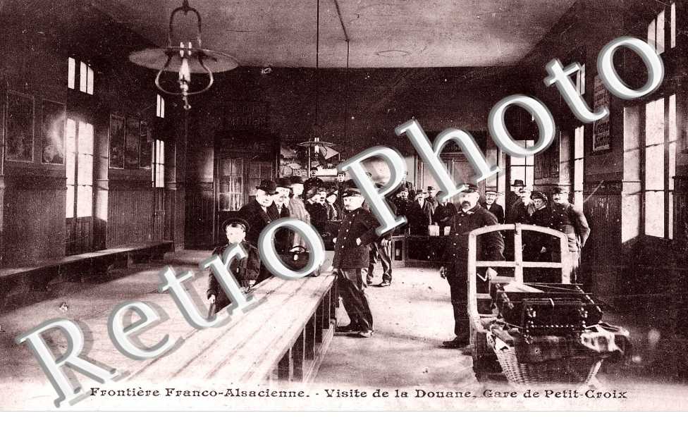 Frontiere franco-alsacienne - visite de la douane - gare