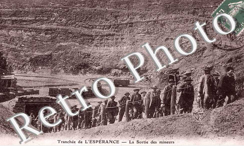 tranchee de l'Esperance La sortie des mineurs