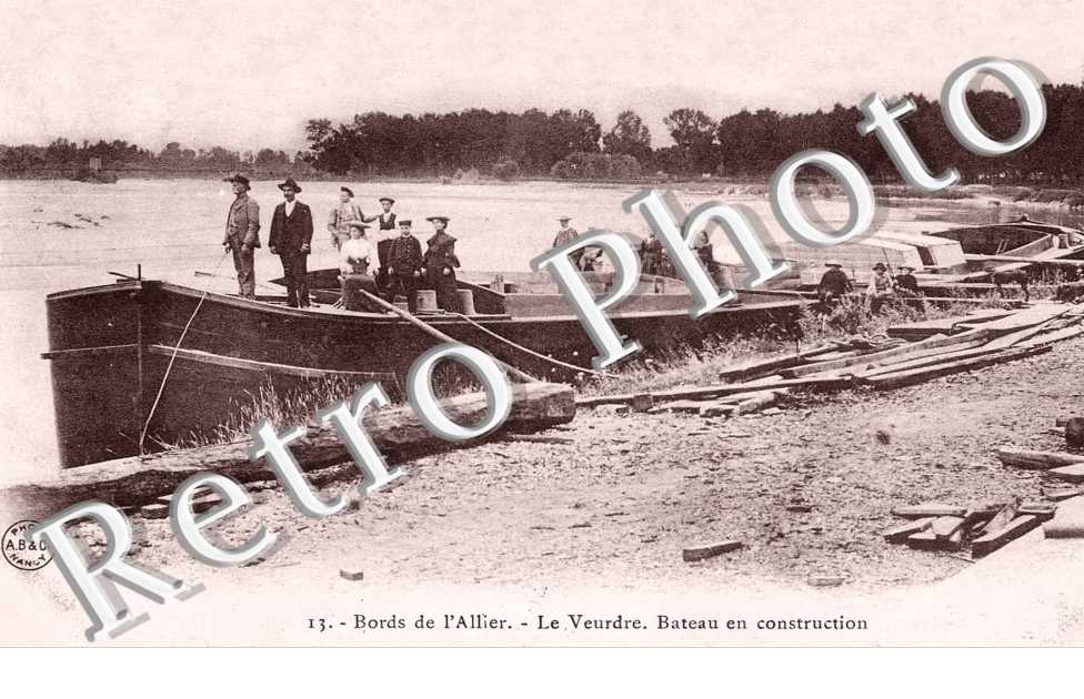 le Veurdre bateau en construction 