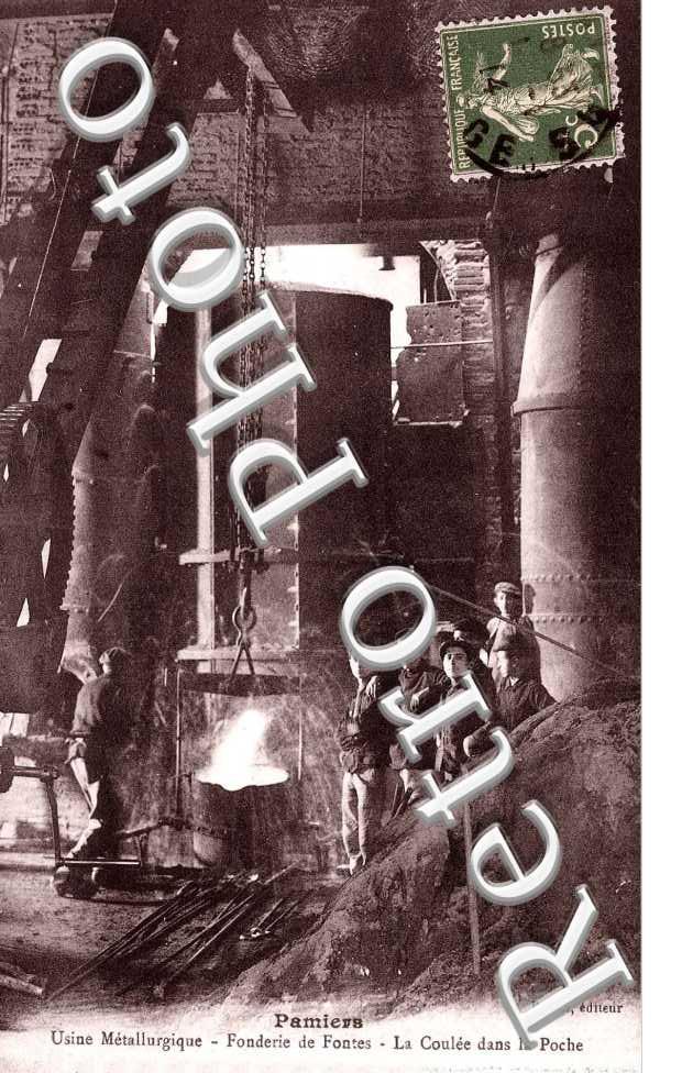 usine metallurgique, fonderie des fontes, la coulee dans la poche