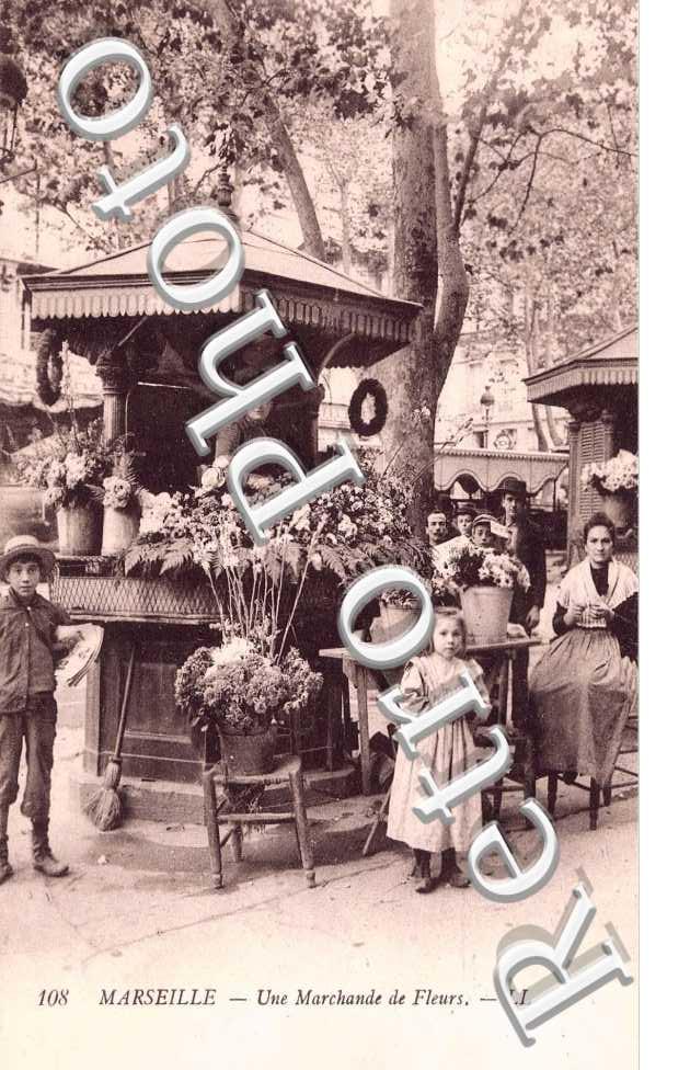 UNE MARCHANDE DE FLEURS