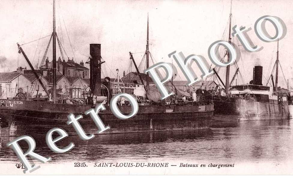 bateaux en chargement
