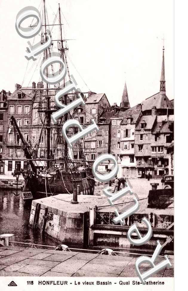 le vieux bassin, quai Ste Catherine