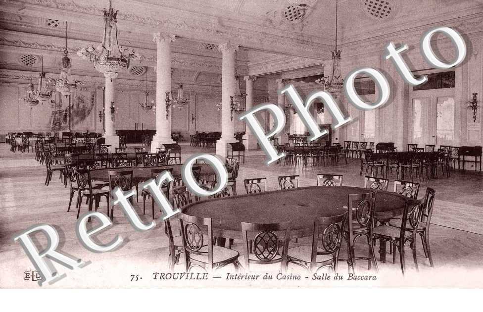 interieur du casino salle du baccara