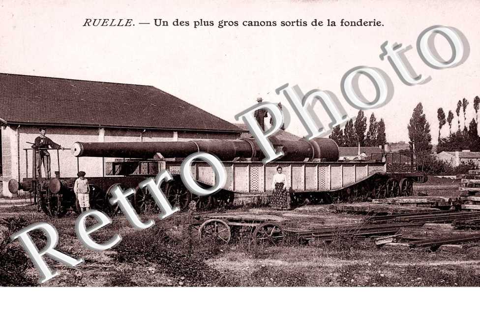 fonderie nationale, un des plus gros canons sortis de la fonderie