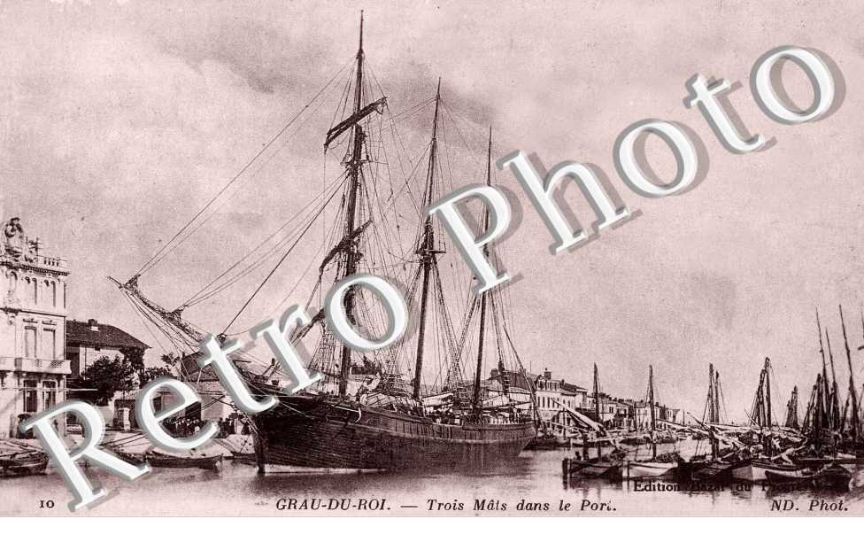 trois-mats dans le port