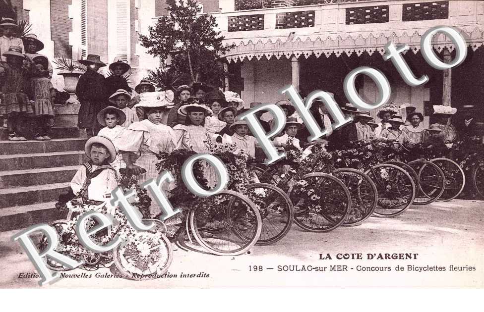 concours de bicyclettes fleuries