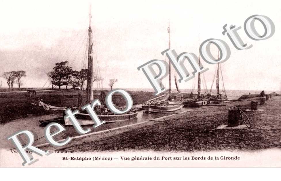 Vue generale du port sur les bords de la Gironde - bateaux