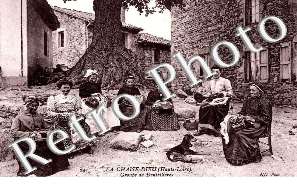 groupe de dentellieres