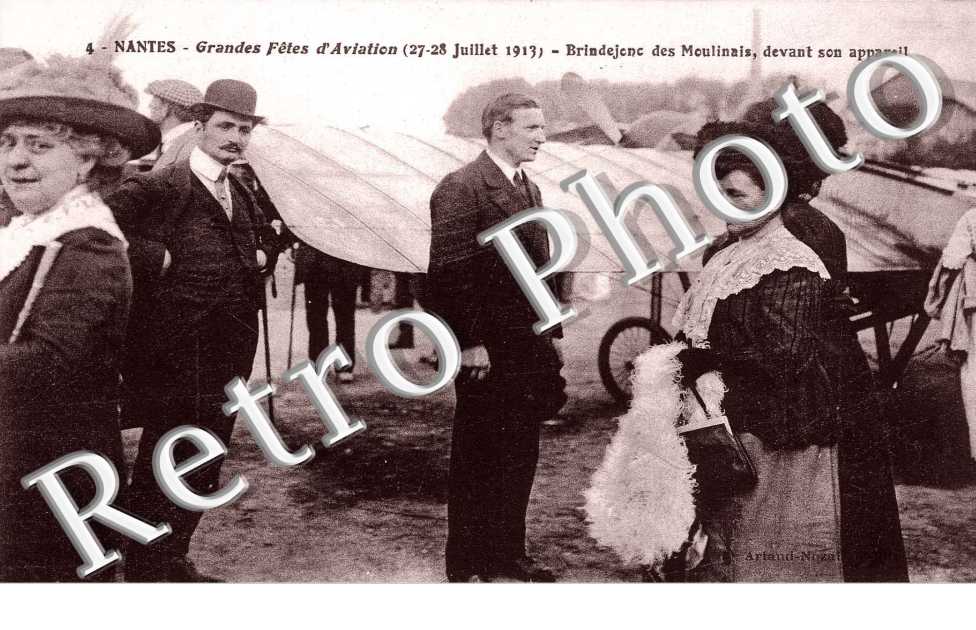 grandes fetes d&#039;aviation (27-28 juillet 1913) brindejonc des moulinais devant son appareil