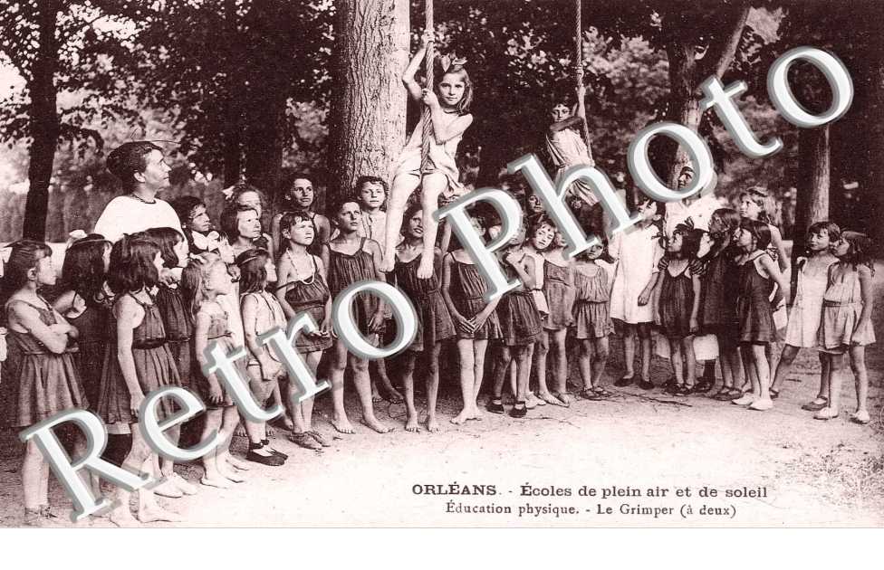 ecoles de plein air et de soleil, education physique, le grimper (a deux)