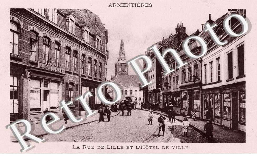 la rue de lille et l&#039;hotel de ville