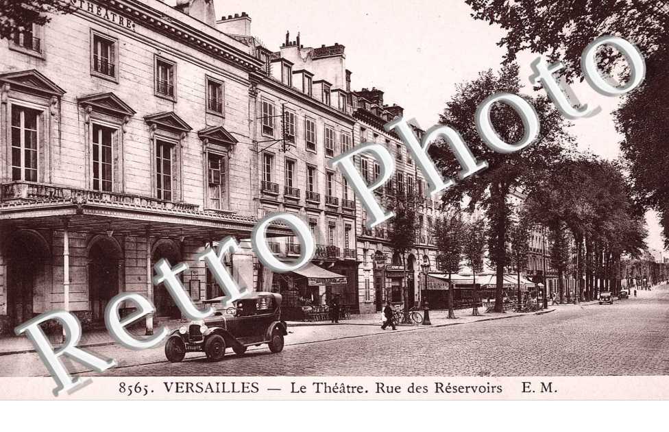Le Théâtre. Rue des Réservoirs