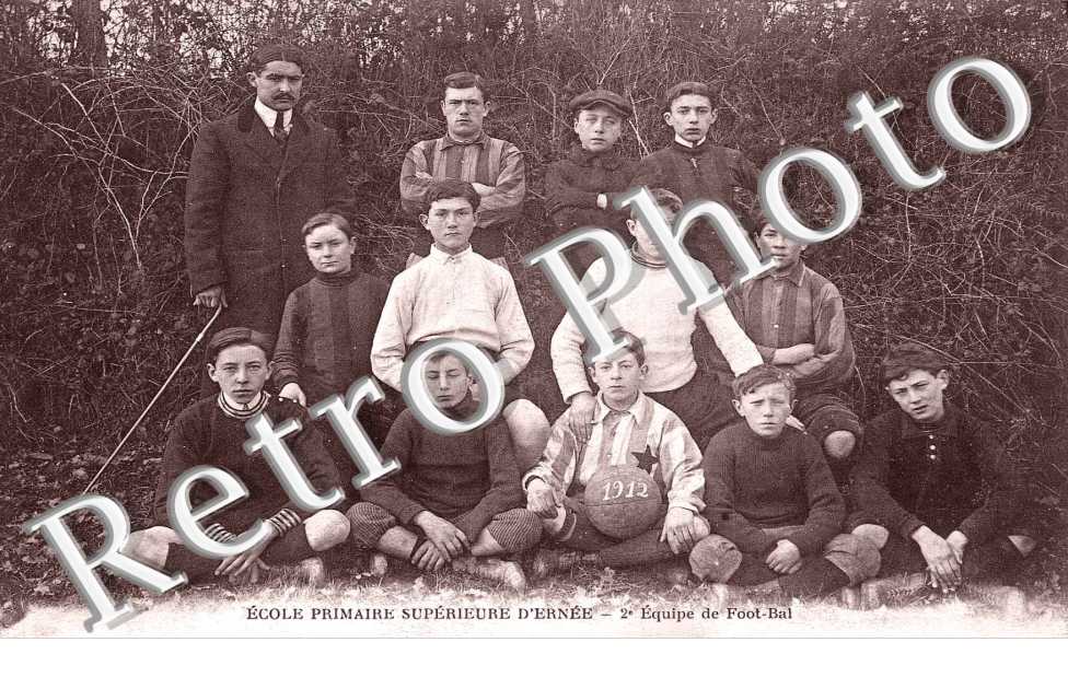 Ecole primaire superieure -  2eme equipe de football