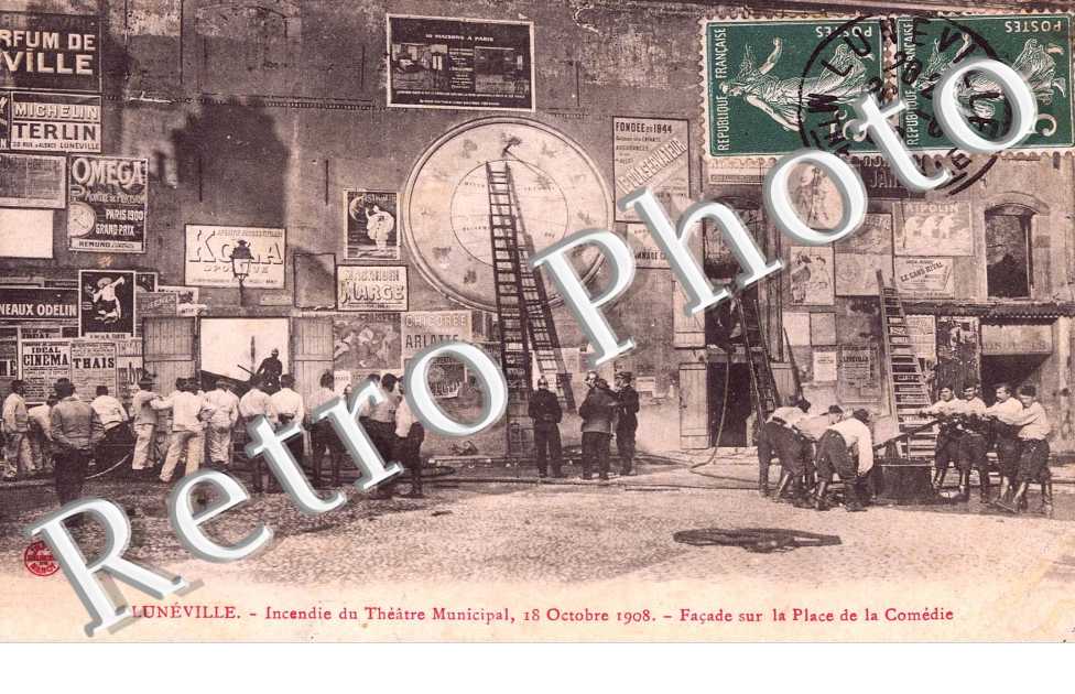 Incendie du theatre municipal - 18 octobre 1908 - facade sur la place de la comedie