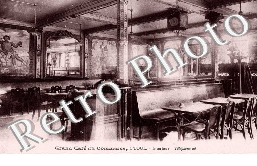 Grand Cafe du Commerce - interieur - telephone 26
