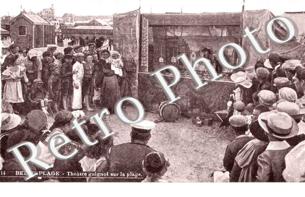Theatre guignol sur la plage