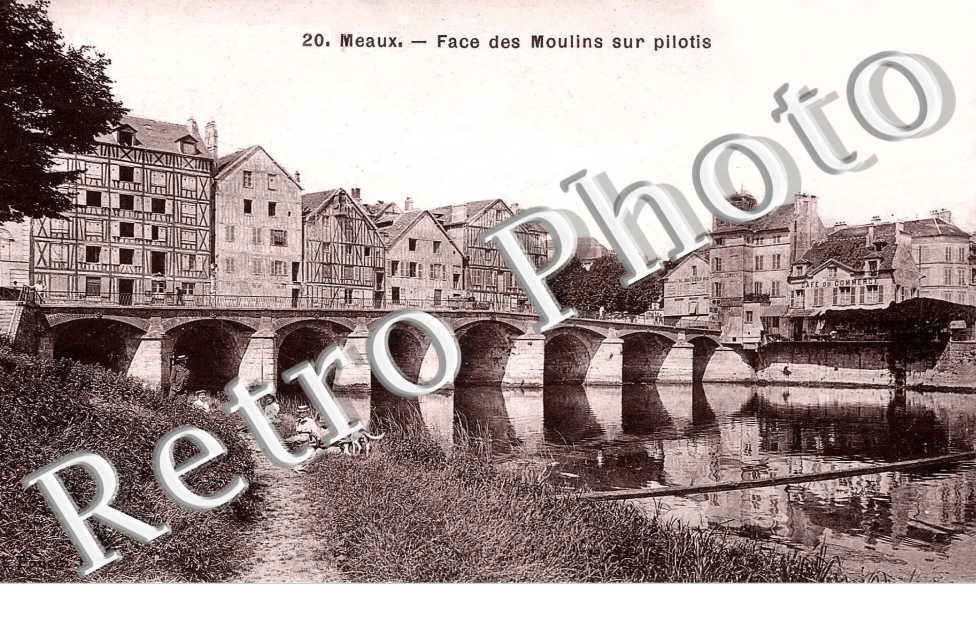 Face des Moulins sur Pilotis