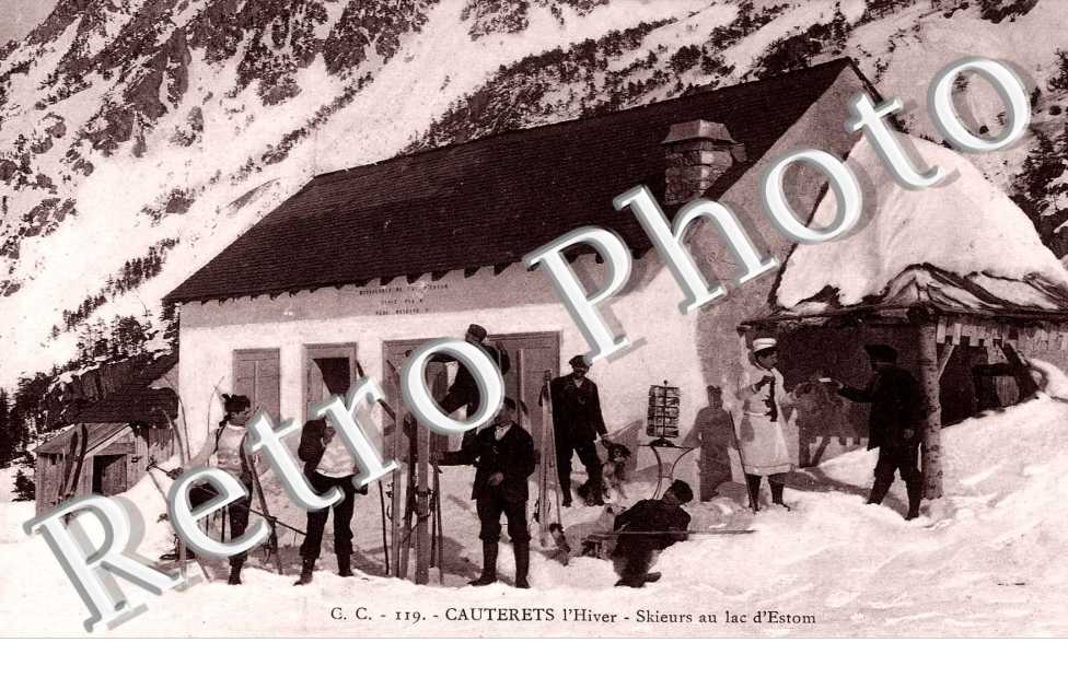 Skieurs au lac d'Estom